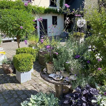 Loeffelmuehle Boutique Bed & Breakfast Pillig
